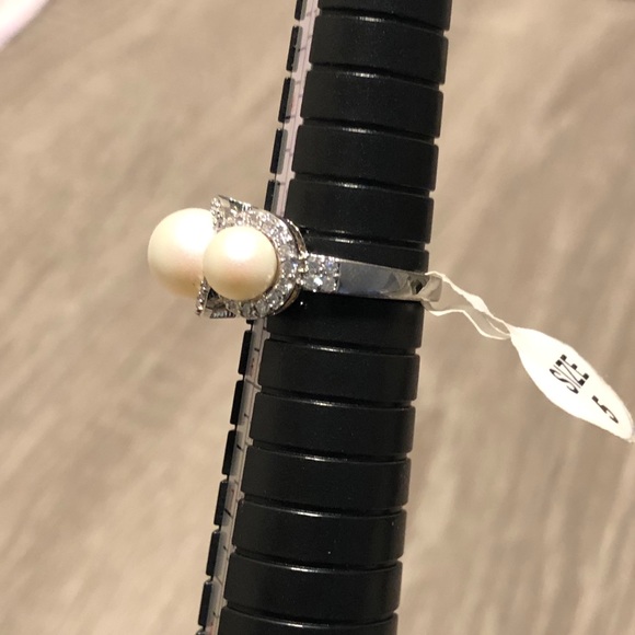 NEW Fragrant Jewels Mermaid Pearl Ring Size 5 - Picture 3 of 4